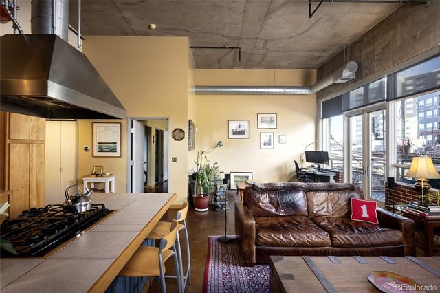 2000 Little Raven Street 102, Denver, CO 80202