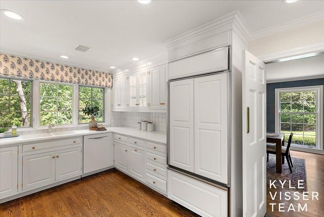 2089 Robinson Road, Grand Rapids, MI 49506