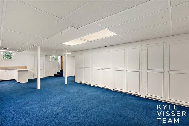 2089 Robinson Road, Grand Rapids, MI 49506
