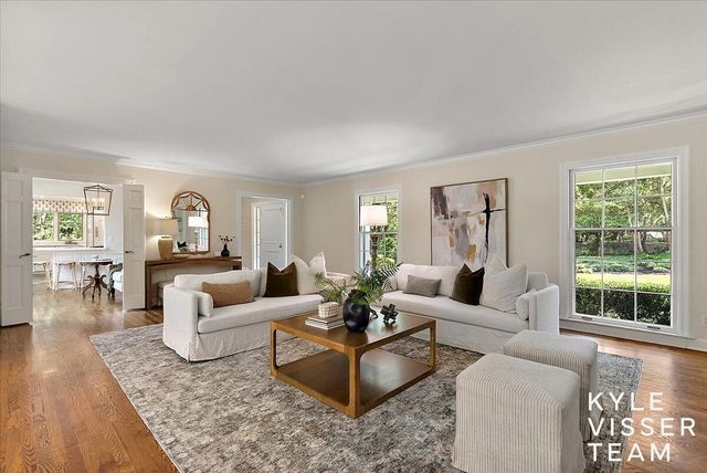 2089 Robinson Road, Grand Rapids, MI 49506