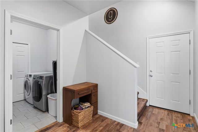 140 Oak Springs Drive, Seguin, TX 78155