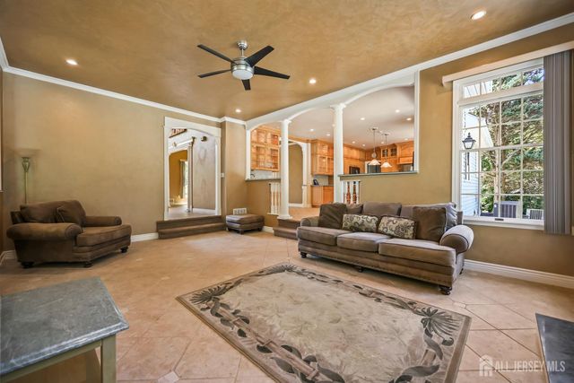 2 Verdi Road, Monroe, NJ 08831