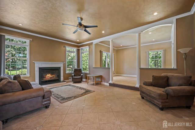 2 Verdi Road, Monroe, NJ 08831