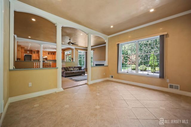 2 Verdi Road, Monroe, NJ 08831
