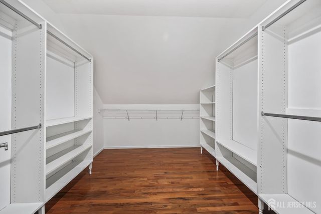 2 Verdi Road, Monroe, NJ 08831