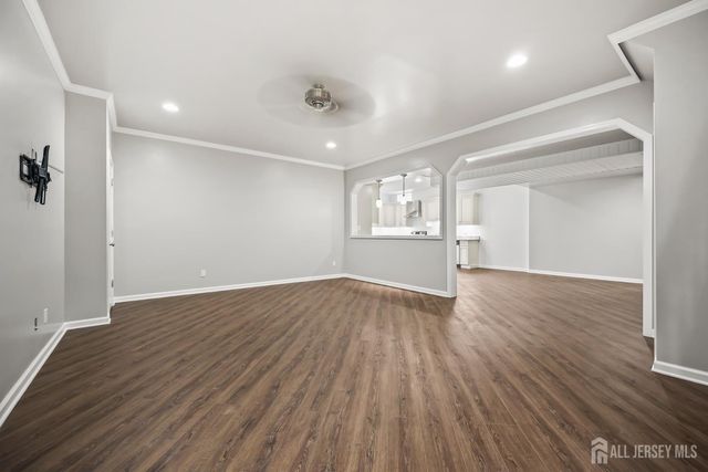 2 Verdi Road, Monroe, NJ 08831