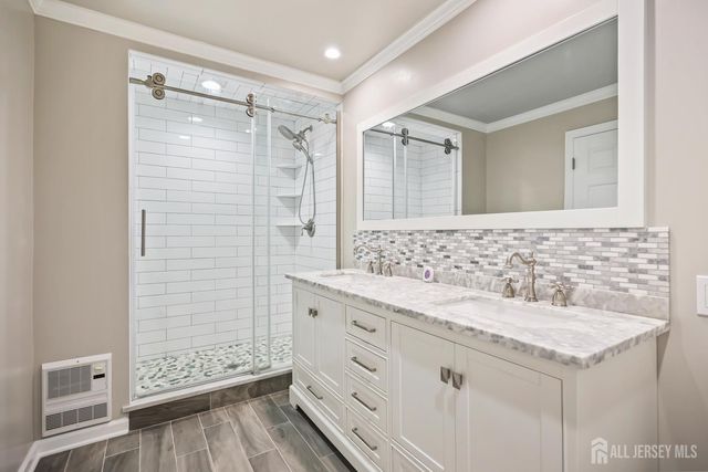 2 Verdi Road, Monroe, NJ 08831