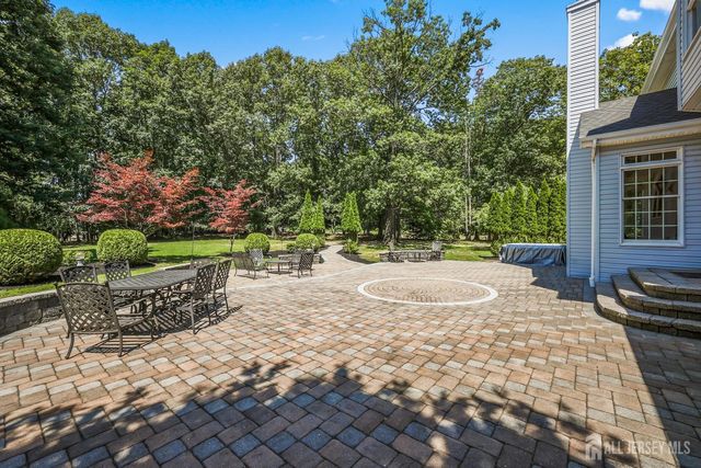 2 Verdi Road, Monroe, NJ 08831