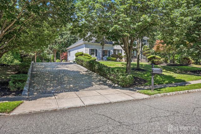2 Verdi Road, Monroe, NJ 08831