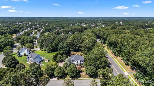 2 Verdi Road, Monroe, NJ 08831