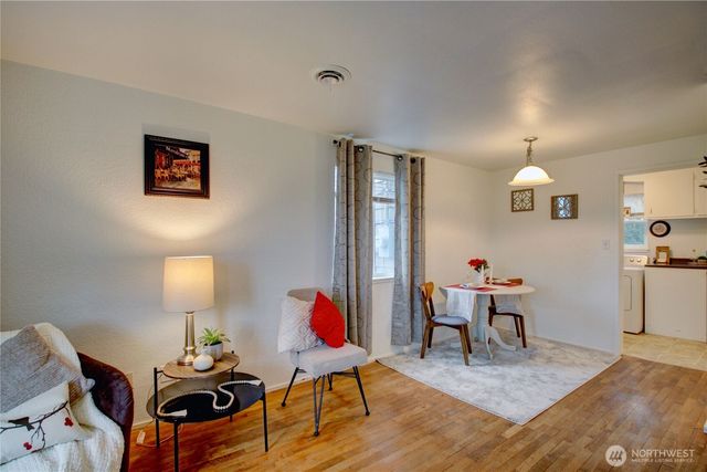 2024 E Fir Street, Mount Vernon, WA 98273