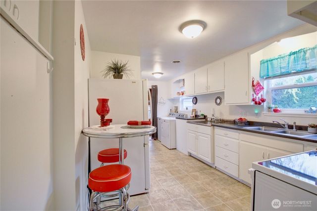 2024 E Fir Street, Mount Vernon, WA 98273