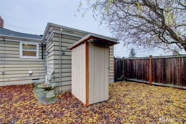 2024 E Fir Street, Mount Vernon, WA 98273