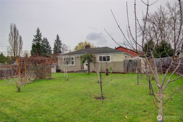 2024 E Fir Street, Mount Vernon, WA 98273