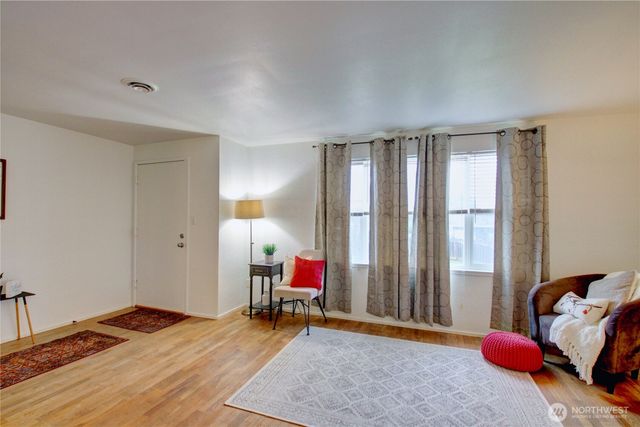 2024 E Fir Street, Mount Vernon, WA 98273