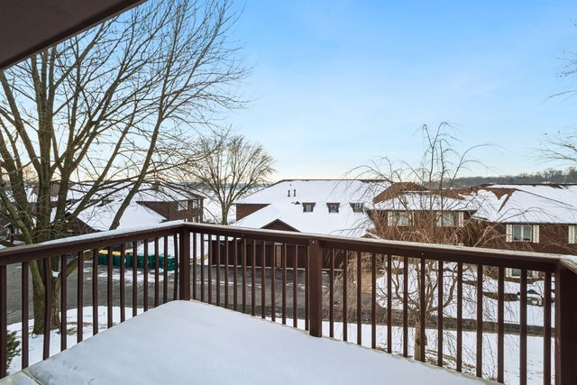 2545 E Lakeshore Drive A71, Crown Point, IN 46307