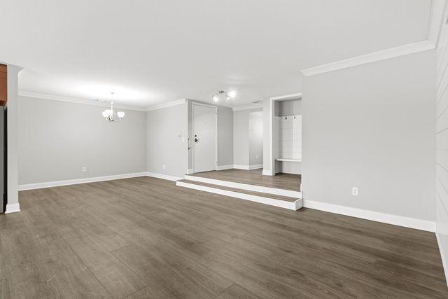 2545 E Lakeshore Drive A71, Crown Point, IN 46307