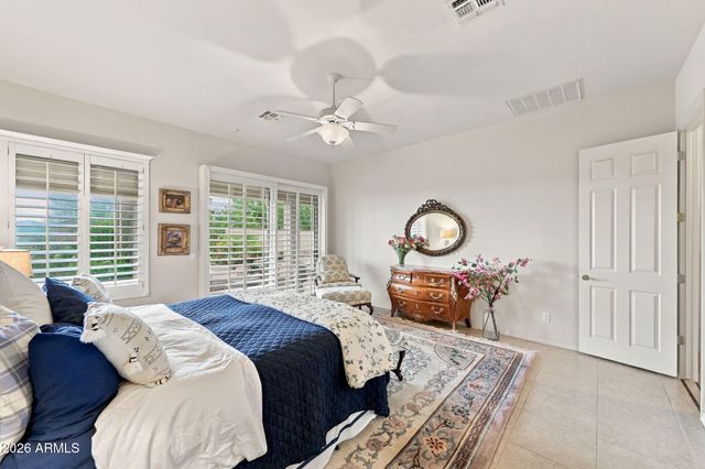 11378 E CAVEDALE Drive E, Scottsdale, AZ 85262