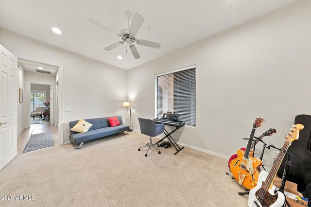 11378 E CAVEDALE Drive E, Scottsdale, AZ 85262