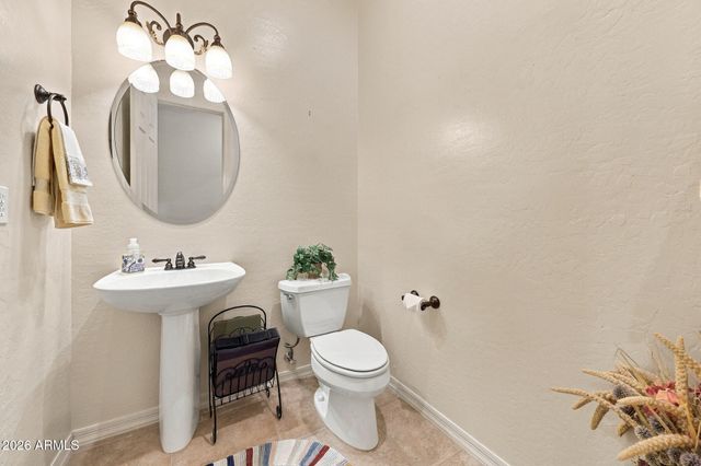 11378 E CAVEDALE Drive E, Scottsdale, AZ 85262