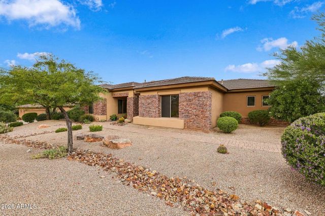 11378 E CAVEDALE Drive E, Scottsdale, AZ 85262