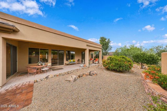 11378 E CAVEDALE Drive E, Scottsdale, AZ 85262