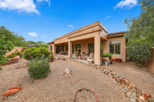 11378 E CAVEDALE Drive E, Scottsdale, AZ 85262