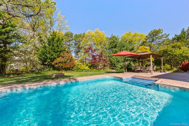 47 Jordan Drive, Medford, NY 11763
