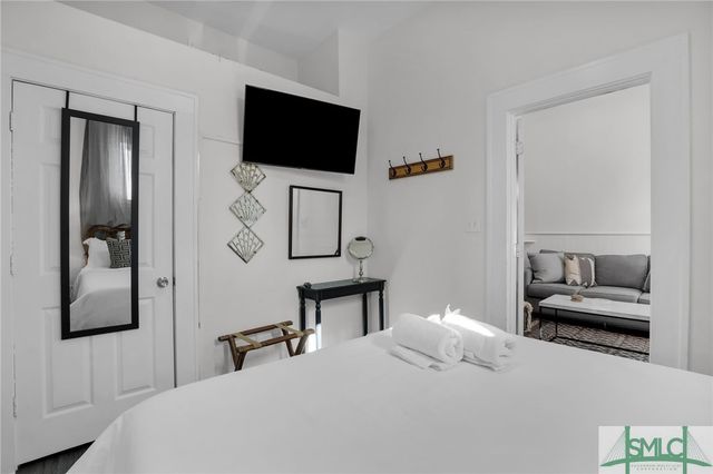 621 E Broad Street, Savannah, GA 31401