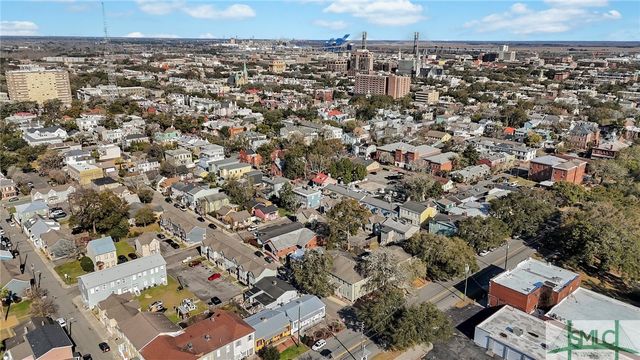 621 E Broad Street, Savannah, GA 31401