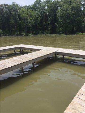 7117 County Road 4042, Kemp, TX 75143