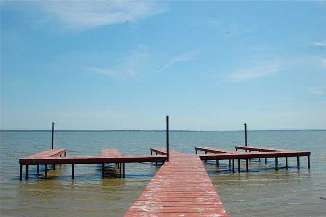 7117 County Road 4042, Kemp, TX 75143