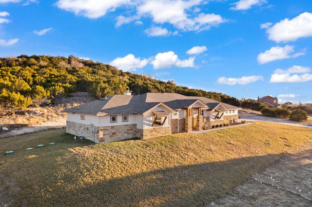 2807 Grimes Crossing RD, Copperas Cove, TX 76522