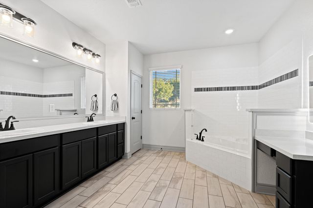 2807 Grimes Crossing RD, Copperas Cove, TX 76522