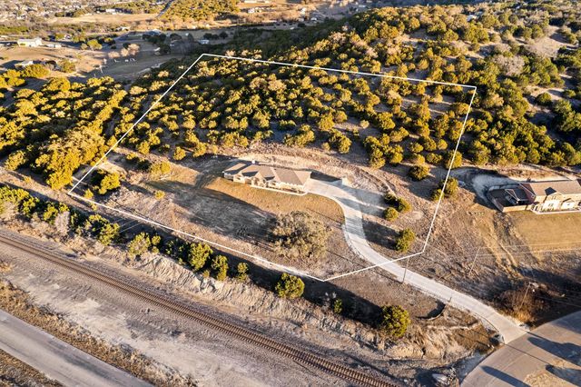 2807 Grimes Crossing RD, Copperas Cove, TX 76522