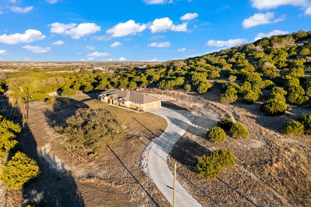 2807 Grimes Crossing RD, Copperas Cove, TX 76522