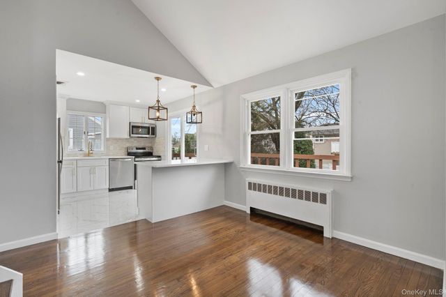 2386 Hampton Avenue, Seaford, NY 11783