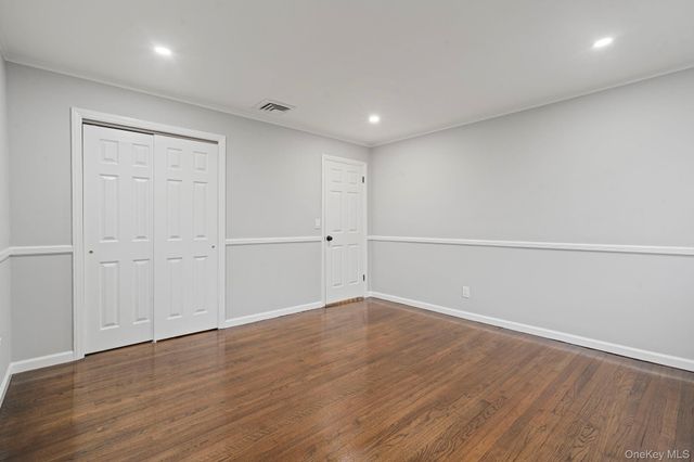 2386 Hampton Avenue, Seaford, NY 11783