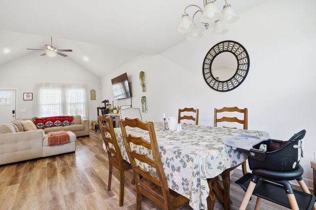 143 Coles Ferry Rd, Gallatin, TN 37066