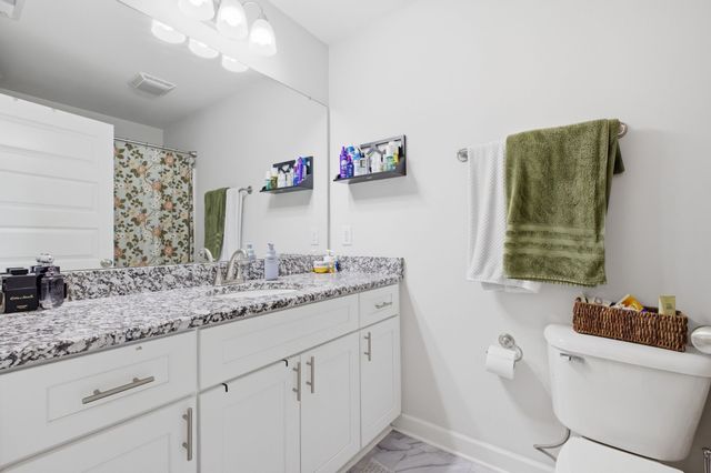 143 Coles Ferry Rd, Gallatin, TN 37066