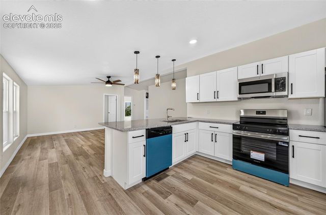 713 Santa Barbara Avenue, Pueblo, CO 81005