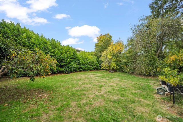 13215 35th Avenue NE, Seattle, WA 98125