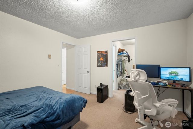 13215 35th Avenue NE, Seattle, WA 98125