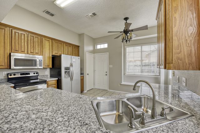 6809 Quail Meadow Drive, Watauga, TX 76148