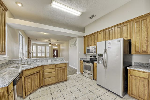 6809 Quail Meadow Drive, Watauga, TX 76148