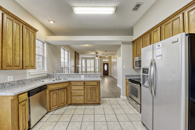 6809 Quail Meadow Drive, Watauga, TX 76148