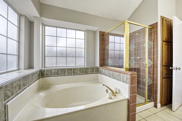 6809 Quail Meadow Drive, Watauga, TX 76148