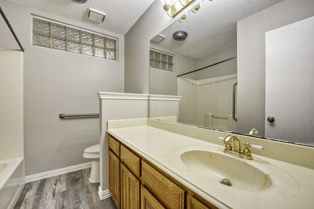 6809 Quail Meadow Drive, Watauga, TX 76148