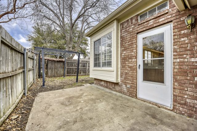 6809 Quail Meadow Drive, Watauga, TX 76148