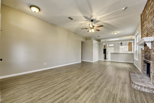 6809 Quail Meadow Drive, Watauga, TX 76148